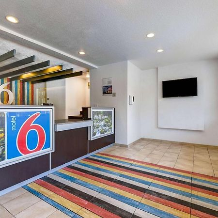 Motel 6-Kirkland, Wa - North Kirkland Εξωτερικό φωτογραφία