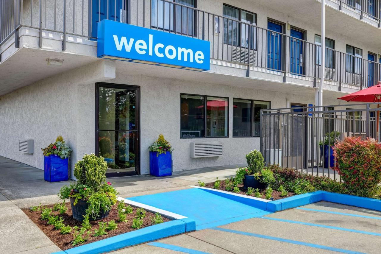 Motel 6-Kirkland, Wa - North Kirkland Εξωτερικό φωτογραφία
