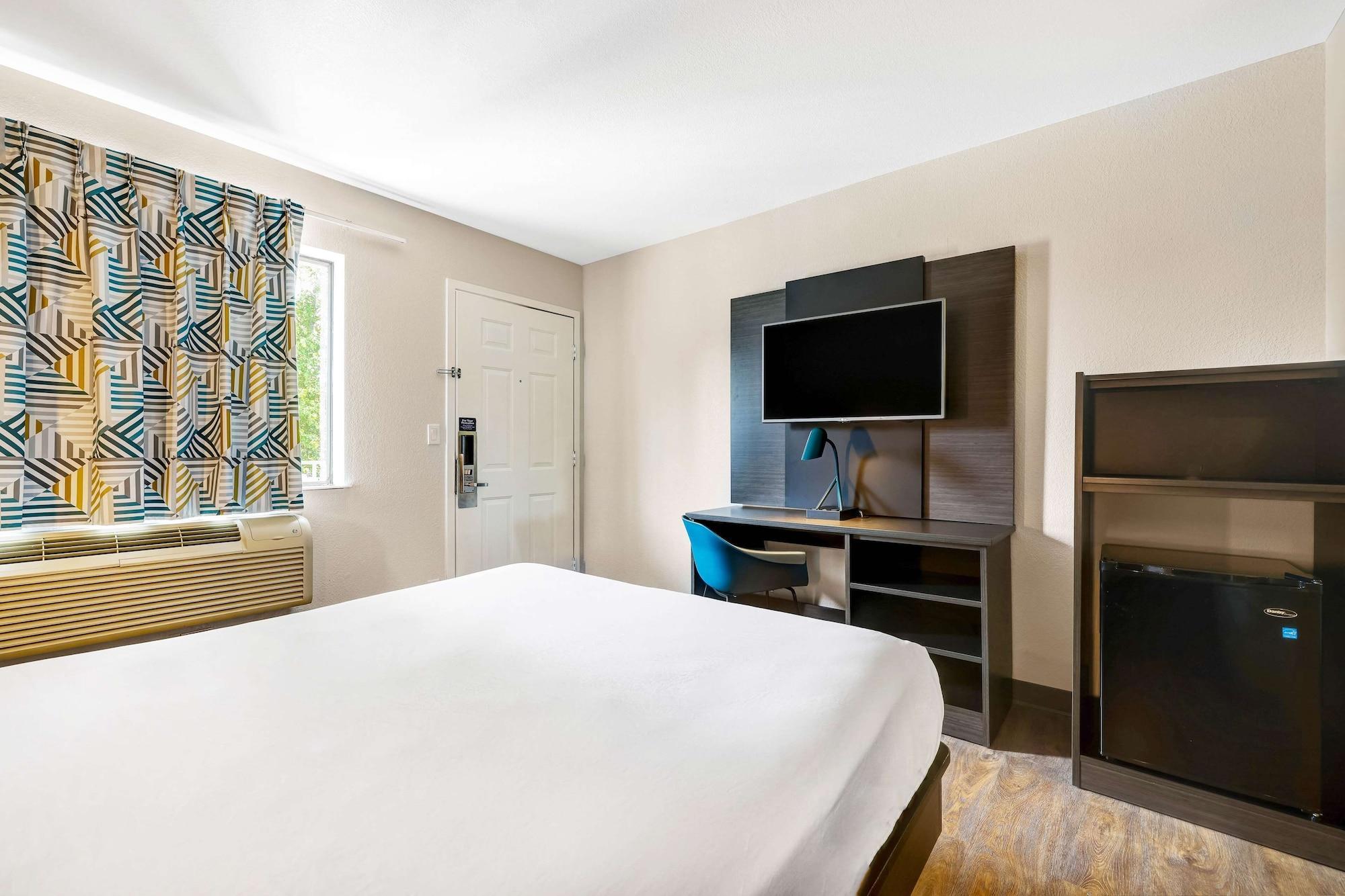 Motel 6-Kirkland, Wa - North Kirkland Εξωτερικό φωτογραφία