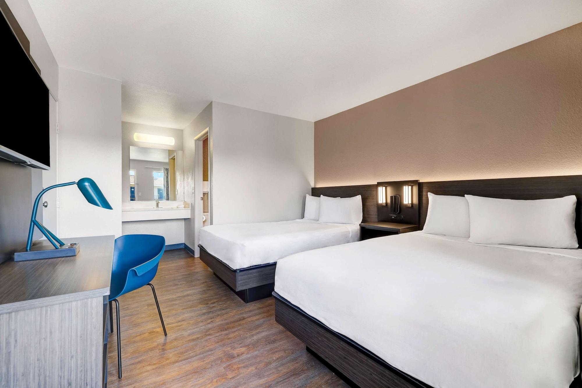 Motel 6-Kirkland, Wa - North Kirkland Εξωτερικό φωτογραφία