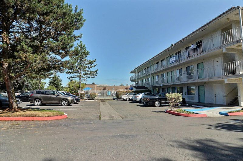 Motel 6-Kirkland, Wa - North Kirkland Εξωτερικό φωτογραφία